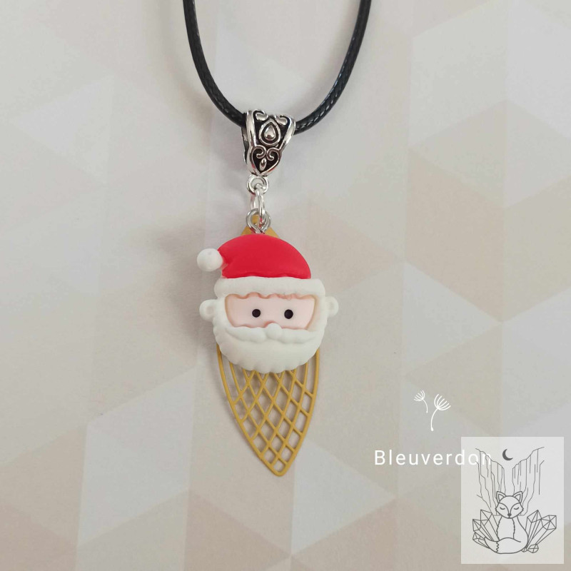 Collier fantaisie de noël - papa noël