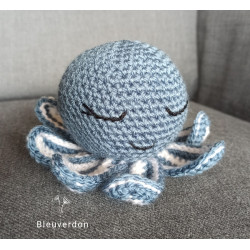 Amigurumi pieuvre bleue....