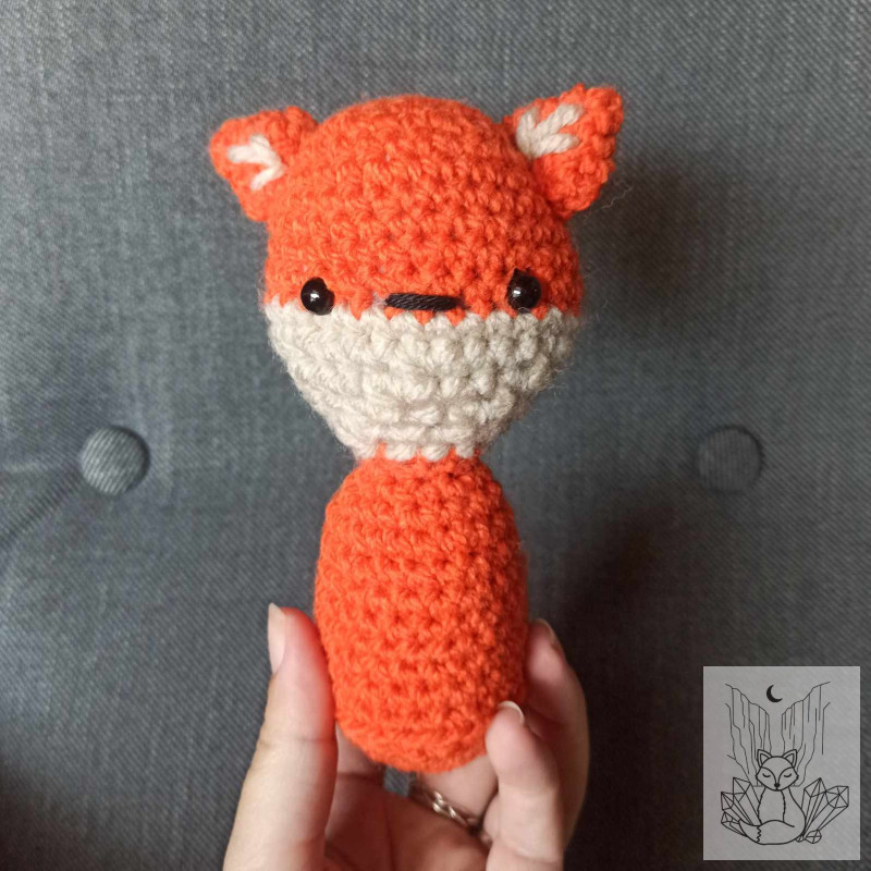 DESTOCKAGE prix mini , peluche renard fait main au crochet