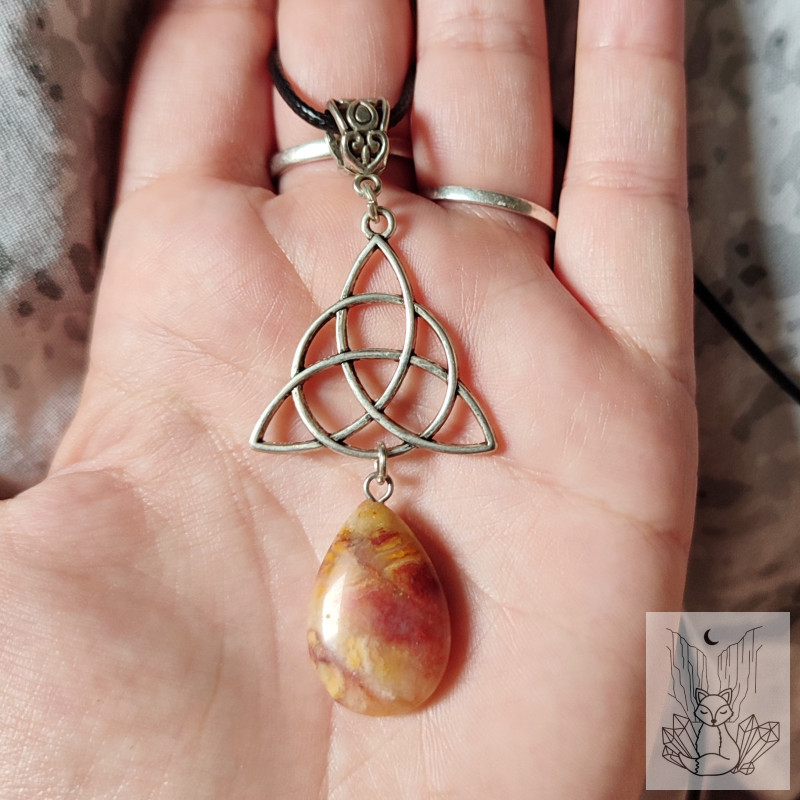 Collier agate celtique