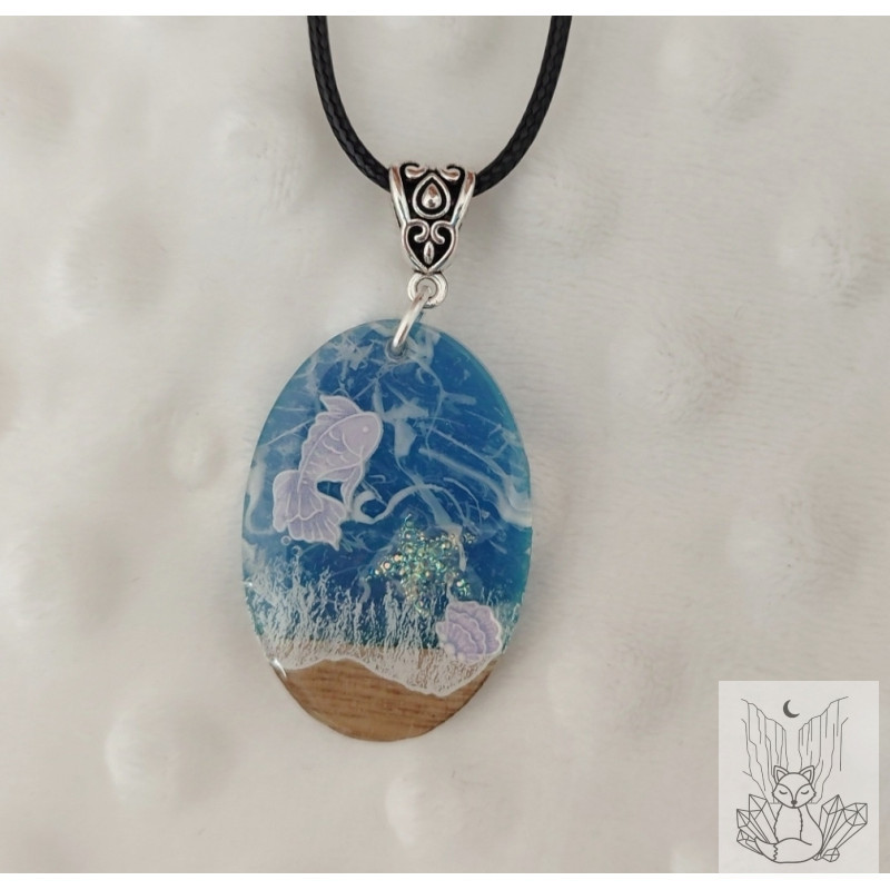 Collier résine et bois collection Océan. Pièce unique