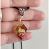Collier résine et bois faon. Pièce unique