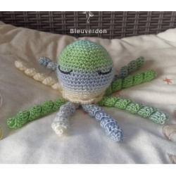 Amigurumi pieuvre verte et...