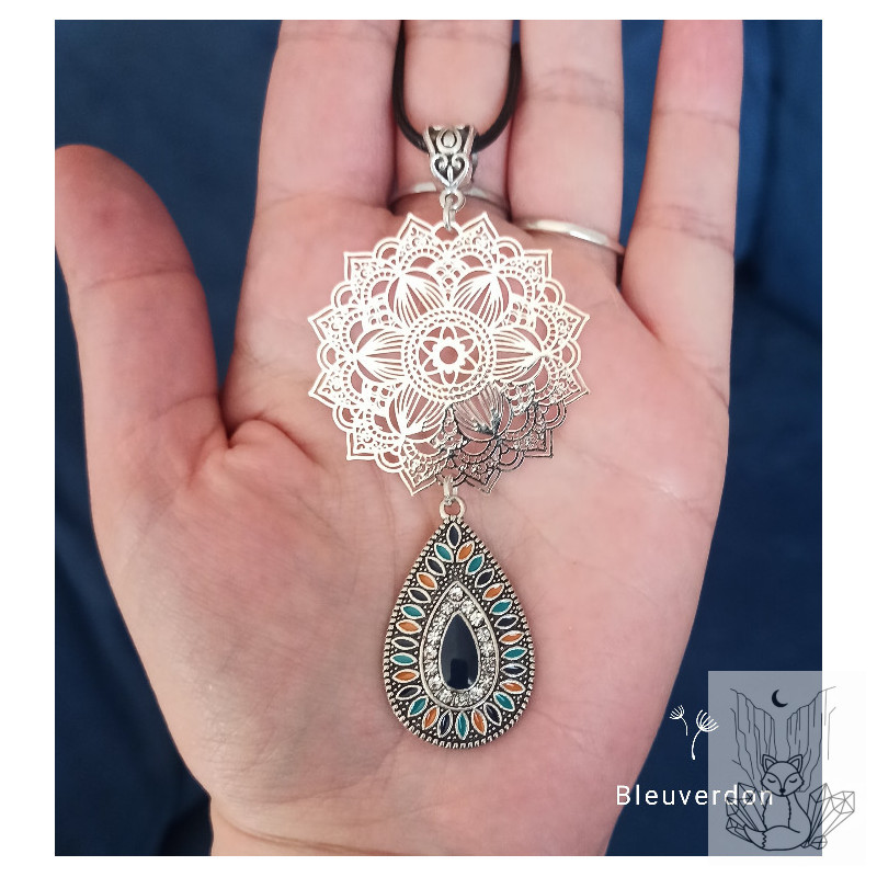 Collier fantaisie esprit oriental
