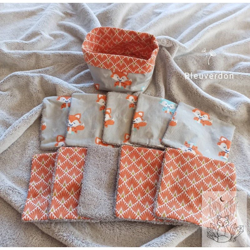 10 grandes lingettes démaquillantes + panier